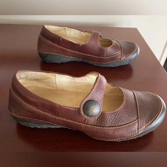 Naot Leather Mary Jane Brown size 38 Sz 7 Israel Naot Green - Picture 1 of 6